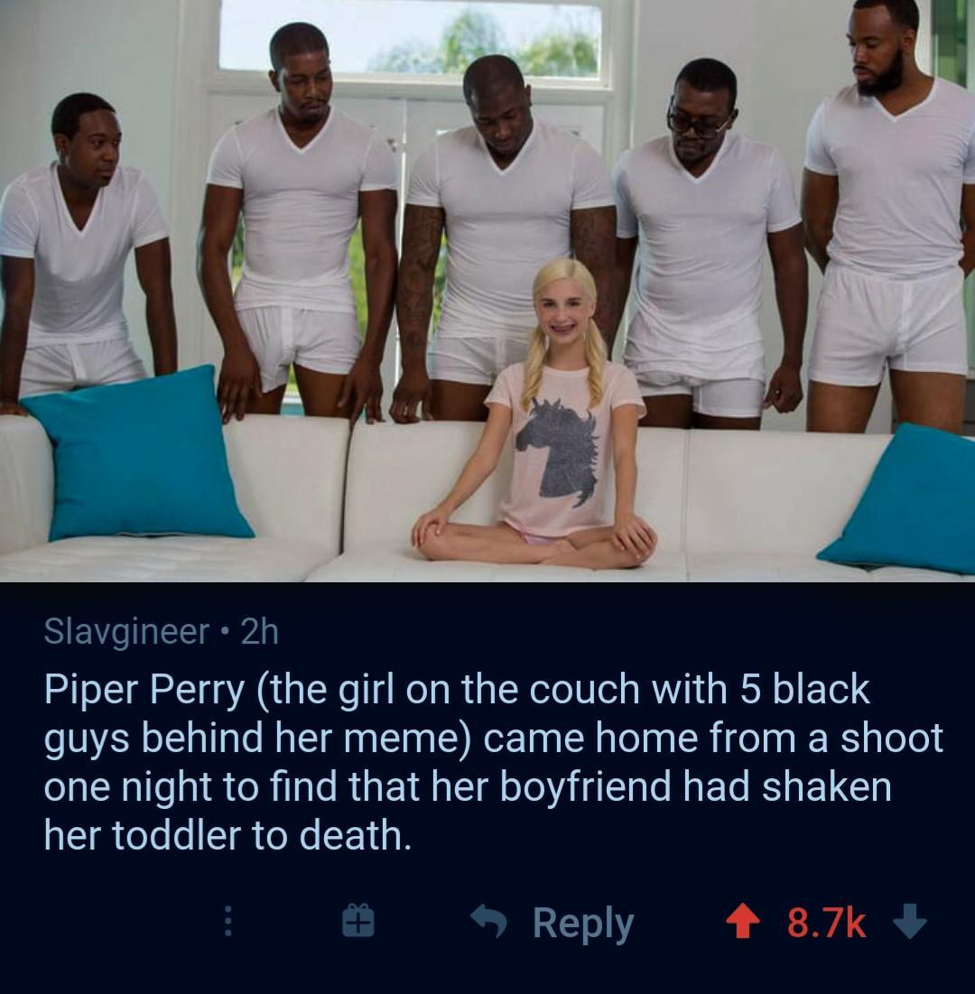 Это Пайпер Перри, порноактриса. 